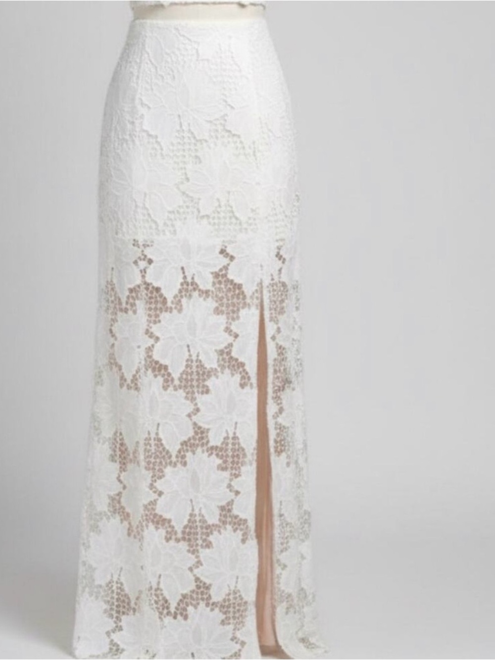 St.Tropez White Lace Two-Piece  Dress with Spaghetti Straps! Beautiful quality!! - Picture 4 of 5